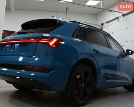 Синий Ауди E-Tron, объемом двигателя 0 л и пробегом 80 тыс. км за 28900 $, фото 6 на Automoto.ua