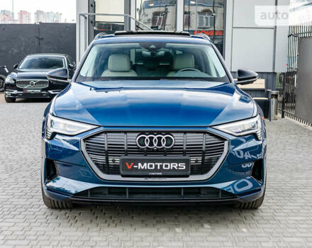 Синій Ауді E-Tron, об'ємом двигуна 0 л та пробігом 54 тис. км за 61500 $, фото 4 на Automoto.ua