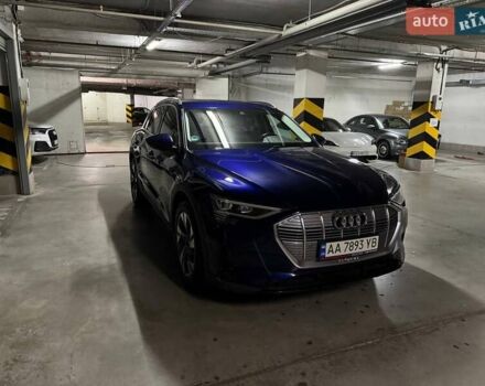 Синий Ауди E-Tron, объемом двигателя 0 л и пробегом 57 тыс. км за 28700 $, фото 8 на Automoto.ua