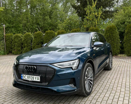 Синій Ауді E-Tron, об'ємом двигуна 0 л та пробігом 145 тис. км за 30000 $, фото 2 на Automoto.ua