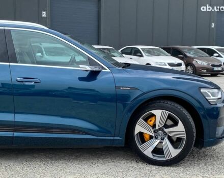 Синий Ауди E-Tron, объемом двигателя 0 л и пробегом 125 тыс. км за 25240 $, фото 12 на Automoto.ua