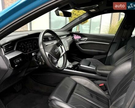 Синий Ауди E-Tron, объемом двигателя 0 л и пробегом 119 тыс. км за 29990 $, фото 28 на Automoto.ua