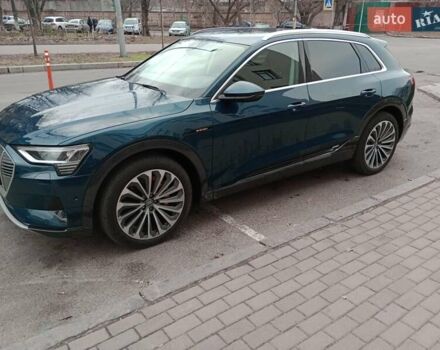Синий Ауди E-Tron, объемом двигателя 0 л и пробегом 104 тыс. км за 23990 $, фото 2 на Automoto.ua