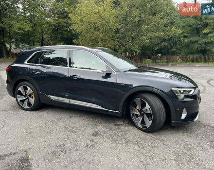 Синий Ауди E-Tron, объемом двигателя 0 л и пробегом 146 тыс. км за 25500 $, фото 12 на Automoto.ua
