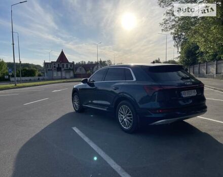 Синий Ауди E-Tron, объемом двигателя 0 л и пробегом 186 тыс. км за 26000 $, фото 8 на Automoto.ua