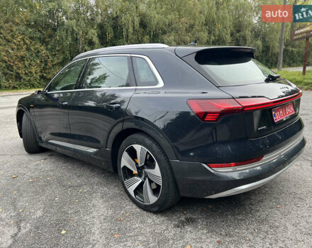 Синий Ауди E-Tron, объемом двигателя 0 л и пробегом 143 тыс. км за 27000 $, фото 5 на Automoto.ua
