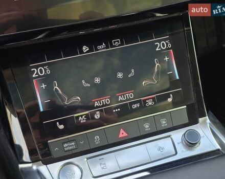 Ауди E-Tron 2019 в Тернополе на Automoto.ua Синий Ауди E-Tron, объемом двигателя 0 л и пробегом 119 тыс. км за 29499 $, фото 3 на Automoto.ua