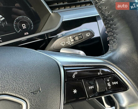 Синій Ауді E-Tron, об'ємом двигуна 0 л та пробігом 104 тис. км за 23800 $, фото 61 на Automoto.ua