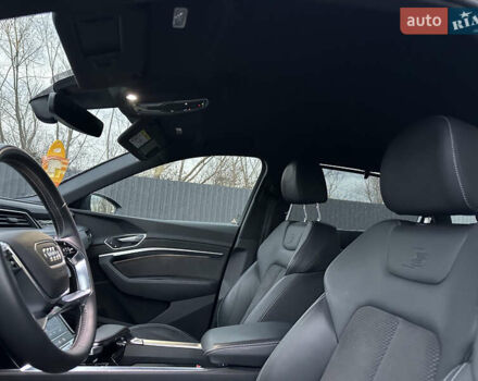 Синий Ауди E-Tron, объемом двигателя 0 л и пробегом 122 тыс. км за 28900 $, фото 7 на Automoto.ua