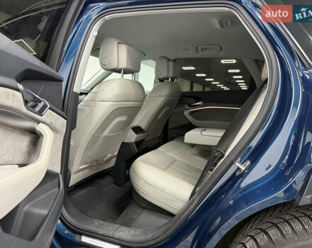 Синій Ауді E-Tron, об'ємом двигуна 0 л та пробігом 113 тис. км за 33000 $, фото 15 на Automoto.ua