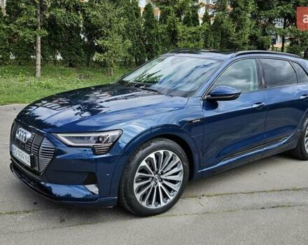 Синий Ауди E-Tron, объемом двигателя 0 л и пробегом 102 тыс. км за 33700 $, фото 8 на Automoto.ua