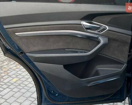 Синий Ауди E-Tron, объемом двигателя 0 л и пробегом 109 тыс. км за 30800 $, фото 29 на Automoto.ua