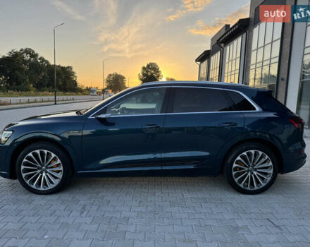 Синий Ауди E-Tron, объемом двигателя 0 л и пробегом 92 тыс. км за 29999 $, фото 5 на Automoto.ua