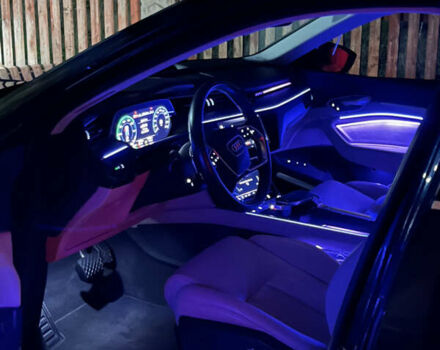 Синий Ауди E-Tron, объемом двигателя 0 л и пробегом 59 тыс. км за 33900 $, фото 21 на Automoto.ua