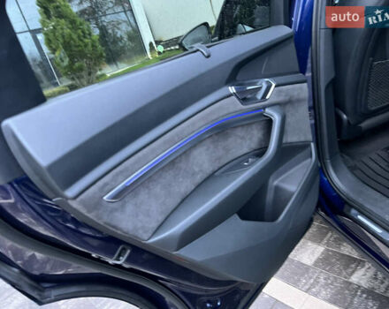 Синій Ауді E-Tron, об'ємом двигуна 0 л та пробігом 135 тис. км за 25800 $, фото 84 на Automoto.ua