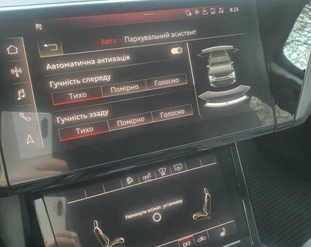 Синий Ауди E-Tron, объемом двигателя 0 л и пробегом 94 тыс. км за 28500 $, фото 43 на Automoto.ua