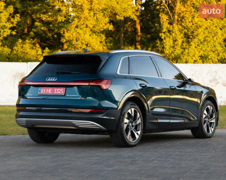 Синій Ауді E-Tron, об'ємом двигуна 0 л та пробігом 170 тис. км за 25500 $, фото 5 на Automoto.ua