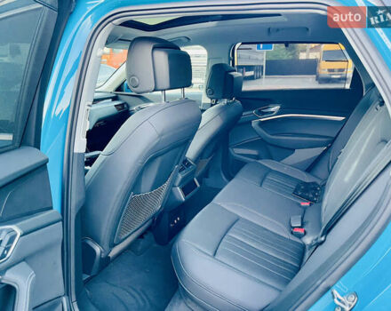 Синій Ауді E-Tron, об'ємом двигуна 0 л та пробігом 97 тис. км за 27900 $, фото 11 на Automoto.ua