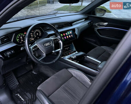 Синій Ауді E-Tron, об'ємом двигуна 0 л та пробігом 135 тис. км за 25800 $, фото 80 на Automoto.ua