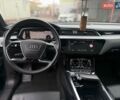 Синий Ауди E-Tron, объемом двигателя 0 л и пробегом 170 тыс. км за 28500 $, фото 27 на Automoto.ua