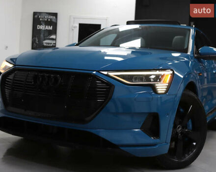 Синий Ауди E-Tron, объемом двигателя 0 л и пробегом 80 тыс. км за 28900 $, фото 7 на Automoto.ua