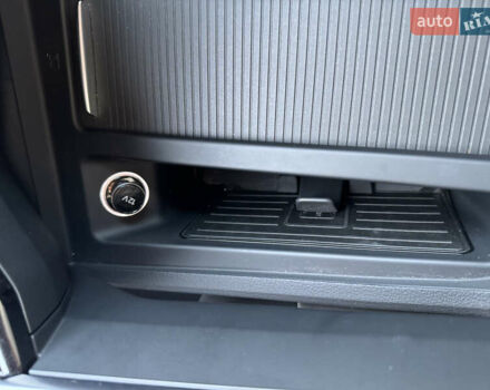 Синий Ауди E-Tron, объемом двигателя 0 л и пробегом 130 тыс. км за 28999 $, фото 35 на Automoto.ua