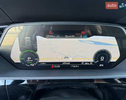 Синий Ауди E-Tron, объемом двигателя 0 л и пробегом 65 тыс. км за 31900 $, фото 40 на Automoto.ua