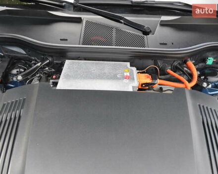 Синий Ауди E-Tron, объемом двигателя 0 л и пробегом 79 тыс. км за 34000 $, фото 124 на Automoto.ua