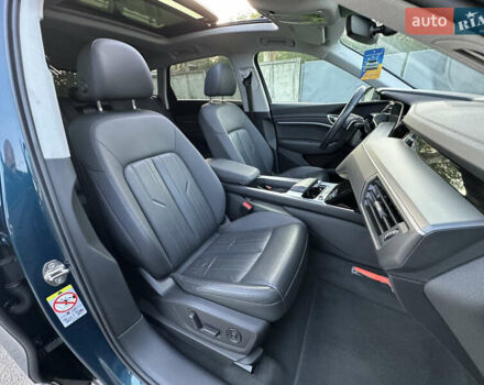 Синій Ауді E-Tron, об'ємом двигуна 0 л та пробігом 104 тис. км за 23800 $, фото 49 на Automoto.ua