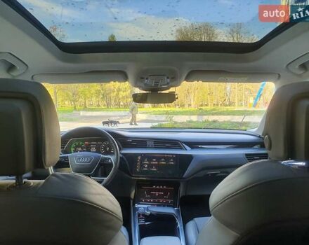 Синий Ауди E-Tron, объемом двигателя 0 л и пробегом 94 тыс. км за 28500 $, фото 58 на Automoto.ua