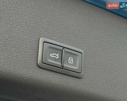 Синий Ауди E-Tron, объемом двигателя 0 л и пробегом 119 тыс. км за 29500 $, фото 35 на Automoto.ua