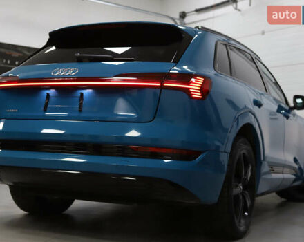 Синий Ауди E-Tron, объемом двигателя 0 л и пробегом 80 тыс. км за 28900 $, фото 49 на Automoto.ua