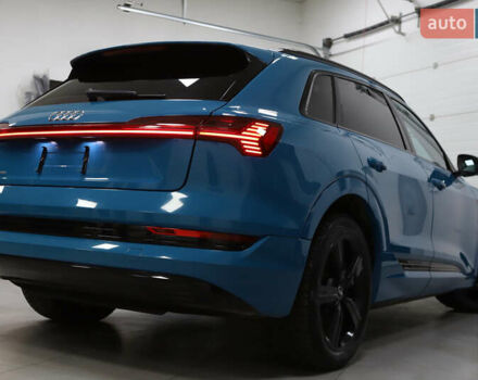 Синий Ауди E-Tron, объемом двигателя 0 л и пробегом 80 тыс. км за 28900 $, фото 50 на Automoto.ua