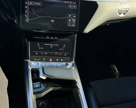 Синий Ауди E-Tron, объемом двигателя 0 л и пробегом 133 тыс. км за 23900 $, фото 71 на Automoto.ua