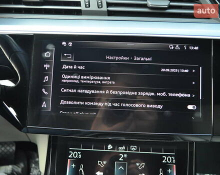 Синий Ауди E-Tron, объемом двигателя 0 л и пробегом 79 тыс. км за 34000 $, фото 82 на Automoto.ua