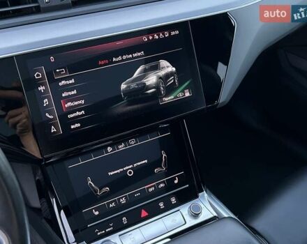 Синій Ауді E-Tron, об'ємом двигуна 0 л та пробігом 101 тис. км за 33500 $, фото 11 на Automoto.ua