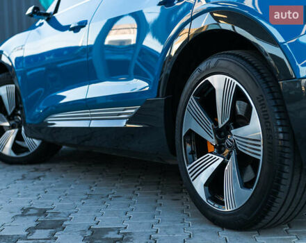 Синій Ауді E-Tron, об'ємом двигуна 0 л та пробігом 66 тис. км за 37500 $, фото 7 на Automoto.ua
