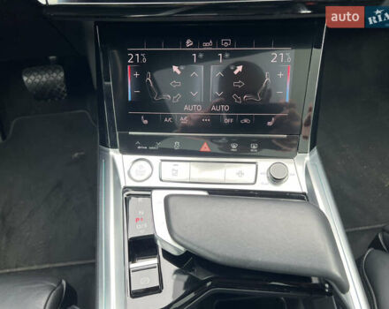 Синий Ауди E-Tron, объемом двигателя 0 л и пробегом 146 тыс. км за 25500 $, фото 14 на Automoto.ua
