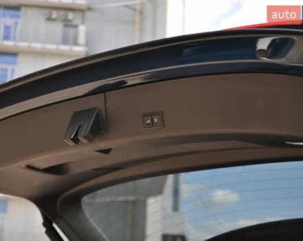 Синий Ауди E-Tron, объемом двигателя 0 л и пробегом 79 тыс. км за 34000 $, фото 43 на Automoto.ua