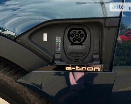 Синий Ауди E-Tron, объемом двигателя 0 л и пробегом 118 тыс. км за 41999 $, фото 22 на Automoto.ua