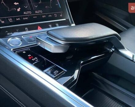 Синий Ауди E-Tron, объемом двигателя 0 л и пробегом 109 тыс. км за 30800 $, фото 24 на Automoto.ua