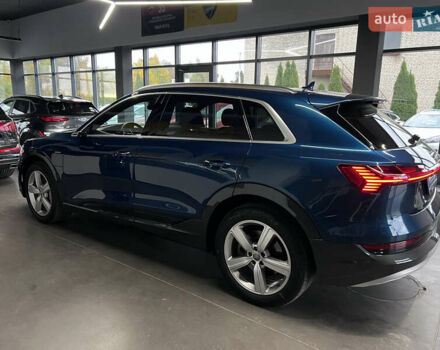 Синий Ауди E-Tron, объемом двигателя 0 л и пробегом 299 тыс. км за 23490 $, фото 18 на Automoto.ua