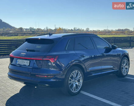 Синий Ауди E-Tron, объемом двигателя 0 л и пробегом 133 тыс. км за 23900 $, фото 28 на Automoto.ua