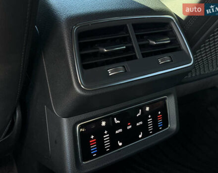 Синий Ауди E-Tron, объемом двигателя 0 л и пробегом 133 тыс. км за 23900 $, фото 40 на Automoto.ua