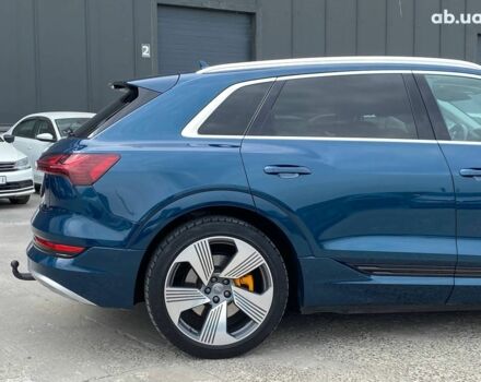 Синий Ауди E-Tron, объемом двигателя 0 л и пробегом 125 тыс. км за 25240 $, фото 10 на Automoto.ua