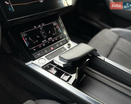 Синій Ауді E-Tron, об'ємом двигуна 0 л та пробігом 165 тис. км за 24900 $, фото 38 на Automoto.ua