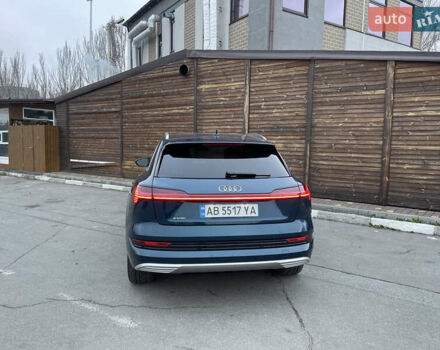 Синий Ауди E-Tron, объемом двигателя 0 л и пробегом 173 тыс. км за 30500 $, фото 3 на Automoto.ua