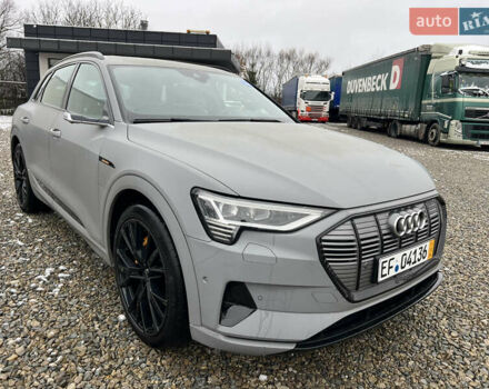Синий Ауди E-Tron, объемом двигателя 0 л и пробегом 65 тыс. км за 31900 $, фото 5 на Automoto.ua