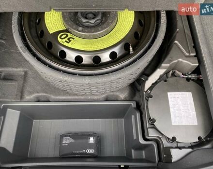 Синий Ауди E-Tron, объемом двигателя 0 л и пробегом 53 тыс. км за 35900 $, фото 147 на Automoto.ua