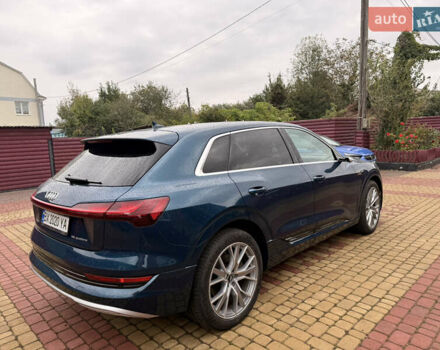 Синий Ауди E-Tron, объемом двигателя 0 л и пробегом 80 тыс. км за 33000 $, фото 8 на Automoto.ua